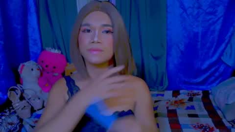 Snapshot of xxanne69 chatting on June 25, 7:51 pm anne online show from June 25, 7:51 pm