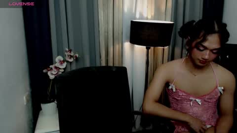 Sophie online show from February 25, 2:00 pm