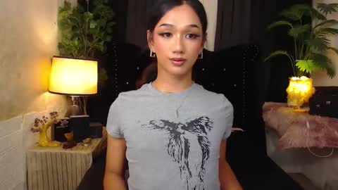 Sophie online show from October 21, 5:02 pm