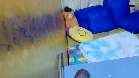 xxloveheart online show from April 8, 4:23 am