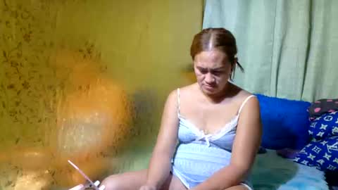 xxloveheart online show from April 18, 4:27 am