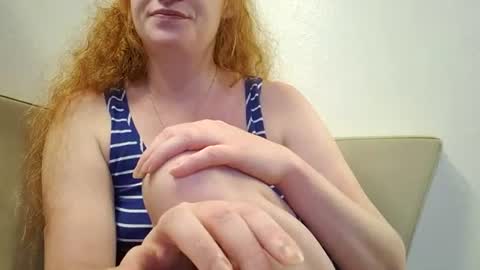 Snapshot of xxmariebliss chatting on July 3, 1:28 pm xxmariebliss online show from July 3, 1:28 pm