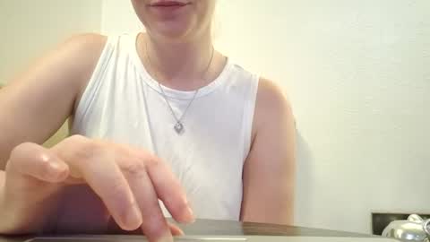 Snapshot of xxmariebliss chatting on July 11, 3:48 pm xxmariebliss online show from July 11, 3:48 pm
