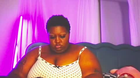 Thee Baddest BBW online show from May 7, 3:34 am