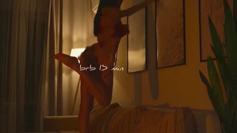 Snapshot of xxx_sunset chatting on February 11, 1:16 pm Molly online show from February 11, 1:16 pm