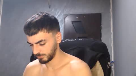 Snapshot of xxxdonpuiuuxxx chatting on November 10, 6:40 pm xxxdonpuiuuxxx online show from November 10, 6:40 pm