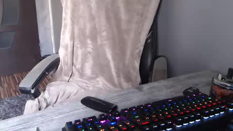 Snapshot of xxxdonpuiuuxxx chatting on November 15, 9:28 am xxxdonpuiuuxxx online show from November 15, 9:28 am