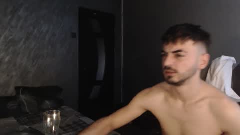 Snapshot of xxxdonpuiuuxxx chatting on December 17, 7:25 am xxxdonpuiuuxxx online show from December 17, 7:25 am