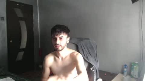 Snapshot of xxxdonpuiuuxxx chatting on February 18, 9:27 am xxxdonpuiuuxxx online show from February 18, 9:27 am