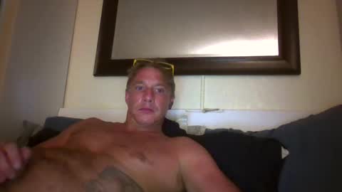 deeeeznutz online show from September 23, 7:00 am