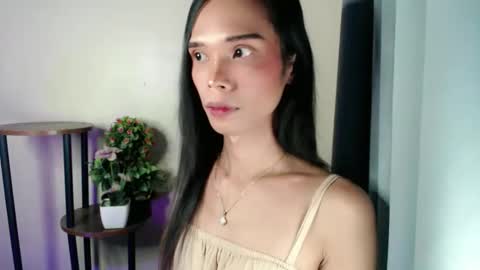 Your Princess Yums online show from May 23, 4:44 pm