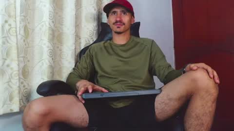 Snapshot of xxxhome_alonexxx chatting on July 9, 7:29 pm Kev online show from July 9, 7:29 pm