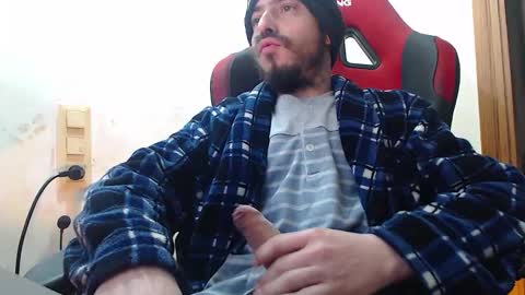 Snapshot of xxxking89 chatting on January 17, 11:37 am xxxking89 online show from January 17, 11:37 am