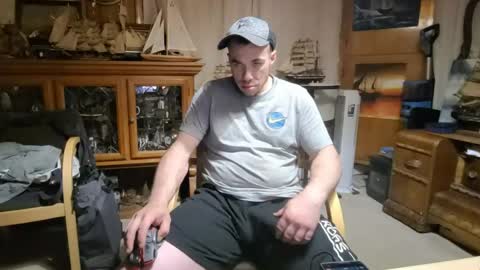 Snapshot of xxxscubastevexx chatting on April 20, 6:05 am ScubaSteve online show from April 20, 6:05 am