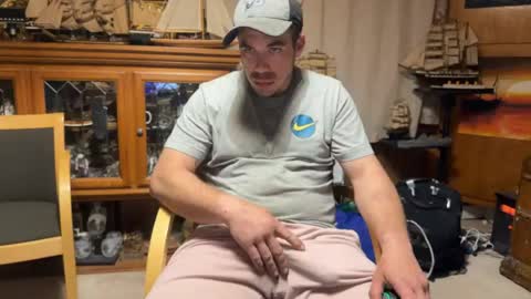 Snapshot of xxxscubastevexx chatting on May 15, 5:36 am ScubaSteve online show from May 15, 5:36 am