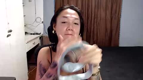 Melissa online show from May 28, 11:18 am