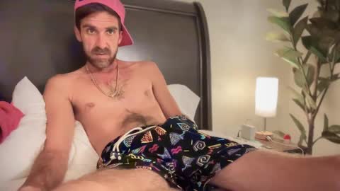 Snapshot of xxxwatchmegrow chatting on October 3, 5:48 am xXxMasterxXx online show from October 3, 5:48 am