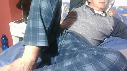 grillino online show from April 3, 12:08 am