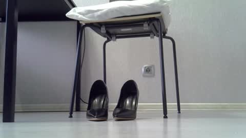 Dina online show from April 4, 3:27 am