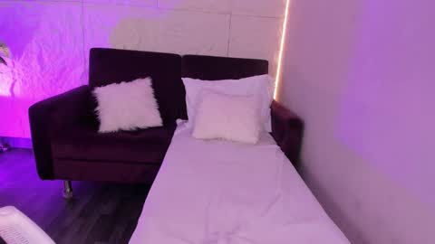 Yalezka online show from February 11, 12:21 pm