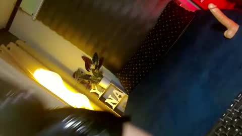 REYAN online show from April 19, 3:28 am