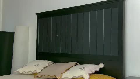 yanira_ass_ online show from March 19, 5:11 am