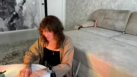 Yanny online show from May 25, 8:31 am
