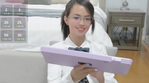 Snapshot of yasmienatos chatting on July 9, 1:37 pm Yasmien Atos online show from July 9, 1:37 pm