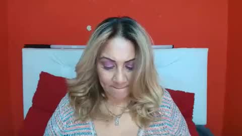 yayita online show from January 8, 5:26 pm