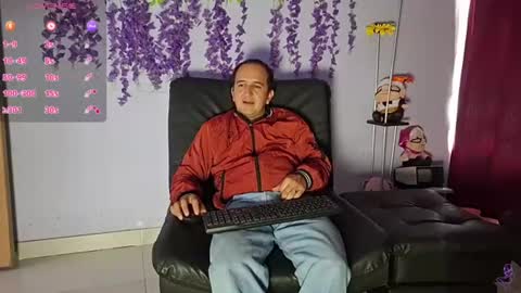 Snapshot of yazflor chatting on June 29, 5:46 pm Hazzan y Greisy online show from June 29, 5:46 pm