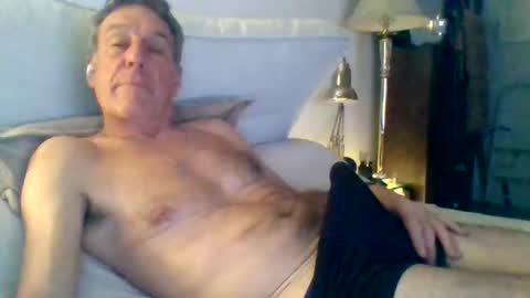 yeah_baby6988 online show from April 10, 5:12 am