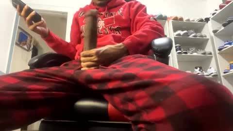 Snapshot of yeahitsrell2 chatting on March 12, 9:23 am Yeahitsrell online show from March 12, 9:23 am