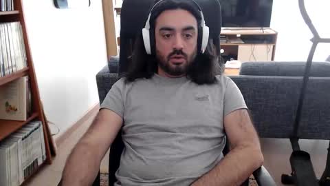 yeeaahoo online show from April 19, 10:36 am