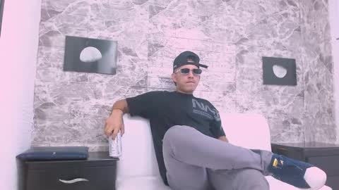 Yeison online show from November 8, 11:21 am