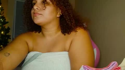 YERA  online show from December 20, 1:45 am