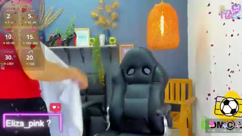 Snapshot of yessika_parker chatting on June 23, 8:56 am yessika_parker online show from June 23, 8:56 am