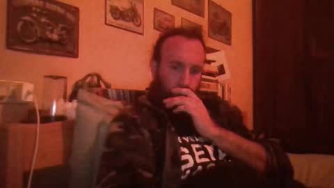 yeti_92 online show from January 14, 6:13 pm