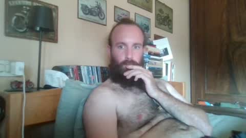 yeti_92 online show from August 6, 4:20 pm