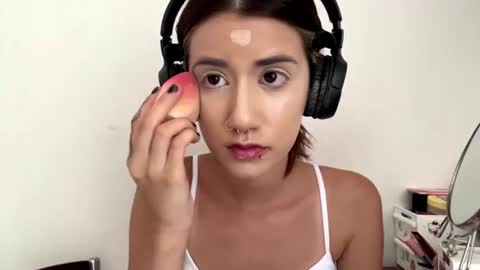 Julia 3 online show from July 7, 12:20 pm