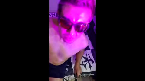 yeyo_sex online show from April 28, 2:21 am