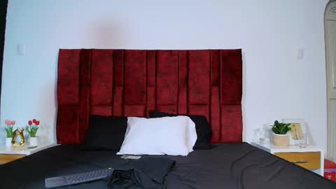  YIN  YANG  online show from October 6, 10:51 pm