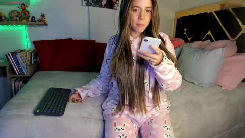 lucy online show from January 7, 5:32 am