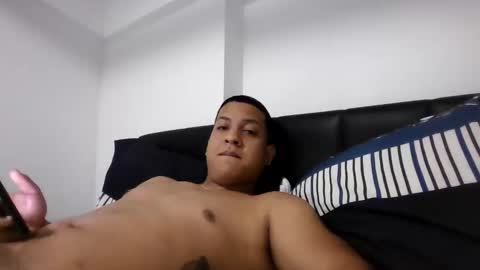 Snapshot of ynggnc26 chatting on February 8, 7:23 am ynggnc26 online show from February 8, 7:23 am