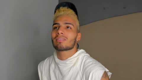 Yoi Olimpo online show from December 13, 12:06 pm