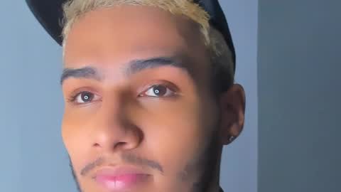 Yoi Olimpo online show from December 18, 12:51 pm