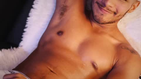 Yoi Olimpo online show from January 21, 3:21 pm