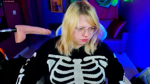 Yoki online show from January 19, 6:28 am