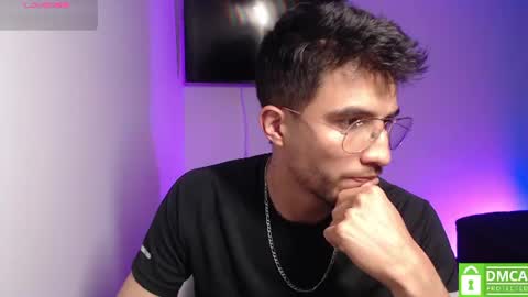 Snapshot of yoshy_man chatting on June 25, 4:56 am yoshy_man online show from June 25, 4:56 am