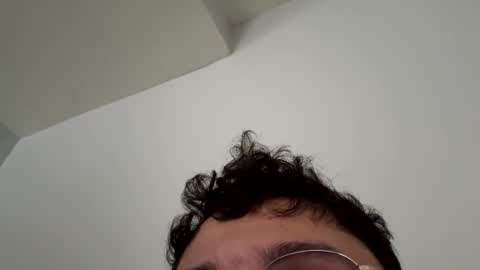 Snapshot of youghsh625 chatting on April 4, 12:46 pm youghsh625 online show from April 4, 12:46 pm