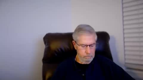 Colorado Guy Straight online show from December 16, 12:43 pm